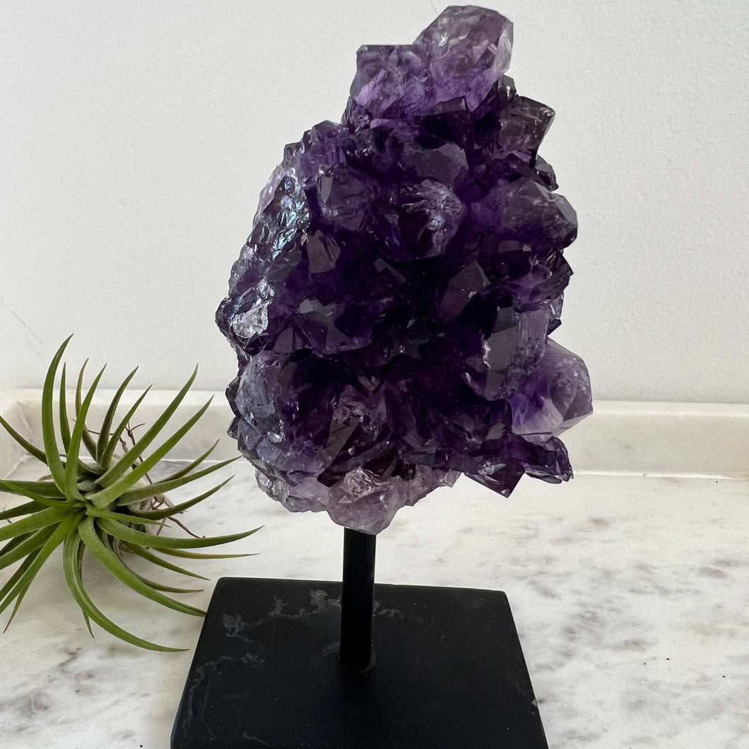 Amethyst on stand 2