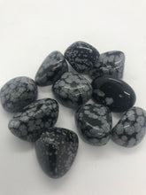 Load image into Gallery viewer, Snowflake Obsidian Tumbled
