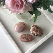 Load image into Gallery viewer, Flower Agate Palmstones
