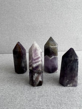 Load image into Gallery viewer, Chevron Amethyst Point
