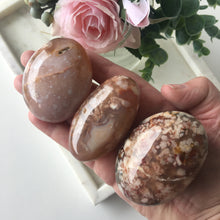 Load image into Gallery viewer, Flower Agate Palmstones

